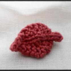 Hand knitted cotton silk brooch